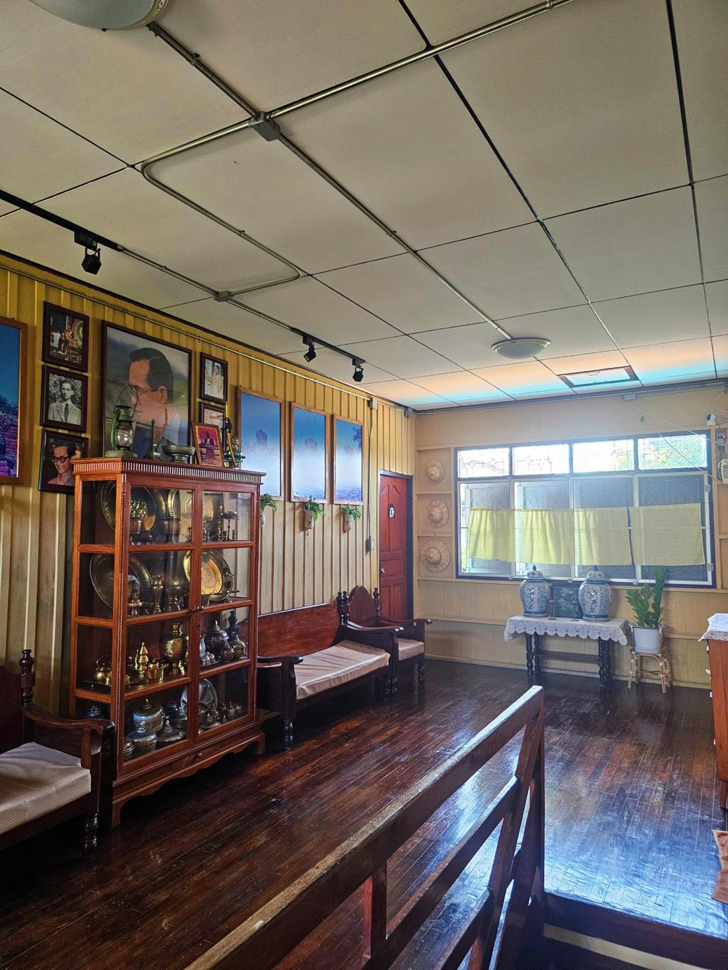 Banchan Hostel Phra Nakhon Si Ayutthaya Exteriör bild