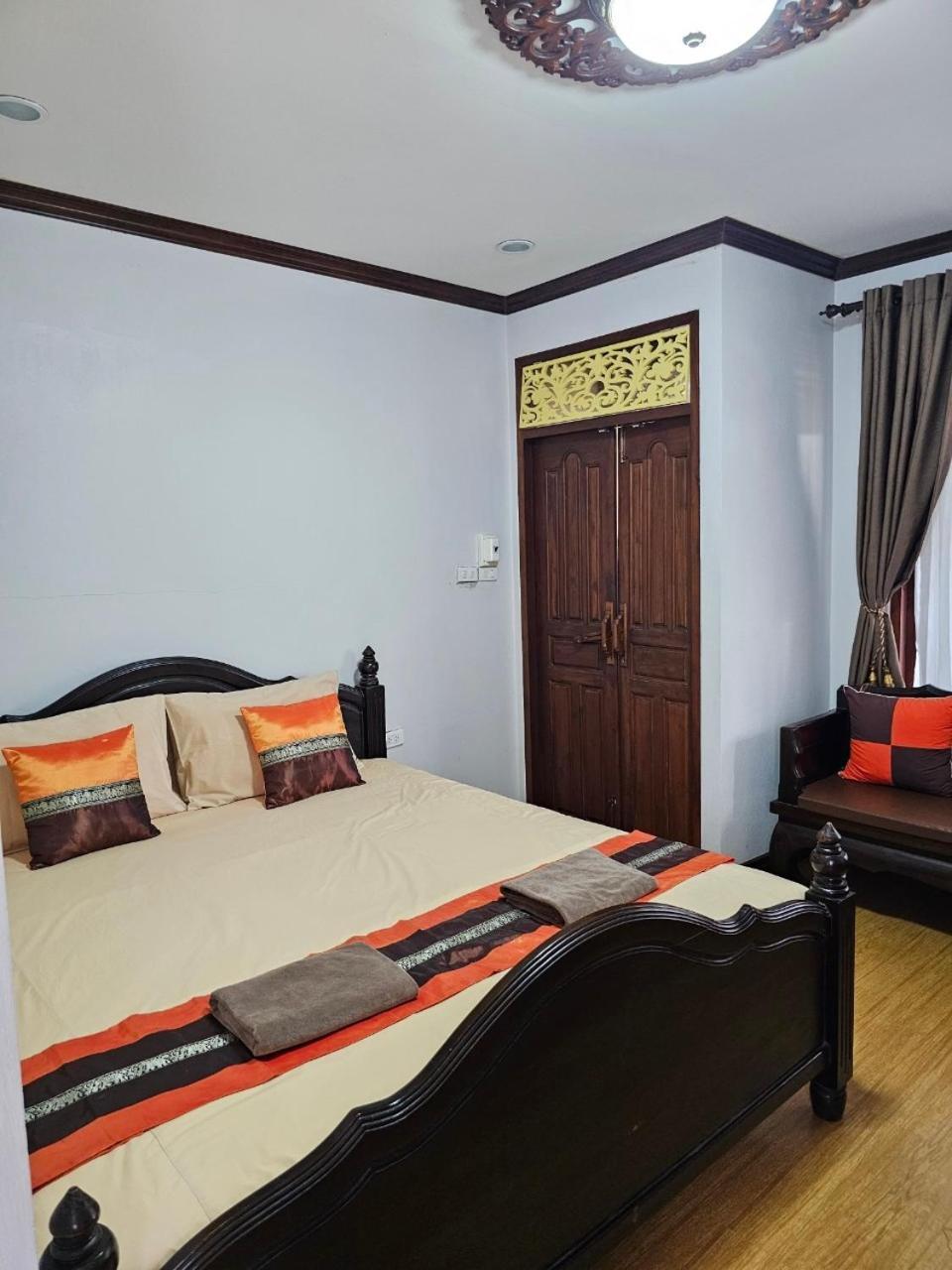 Banchan Hostel Phra Nakhon Si Ayutthaya Exteriör bild