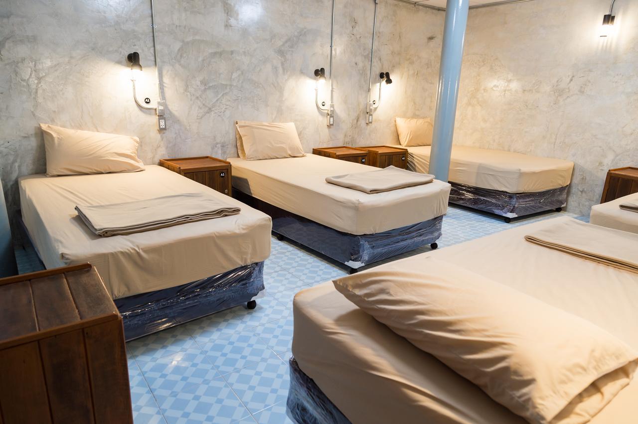Banchan Hostel Phra Nakhon Si Ayutthaya Exteriör bild