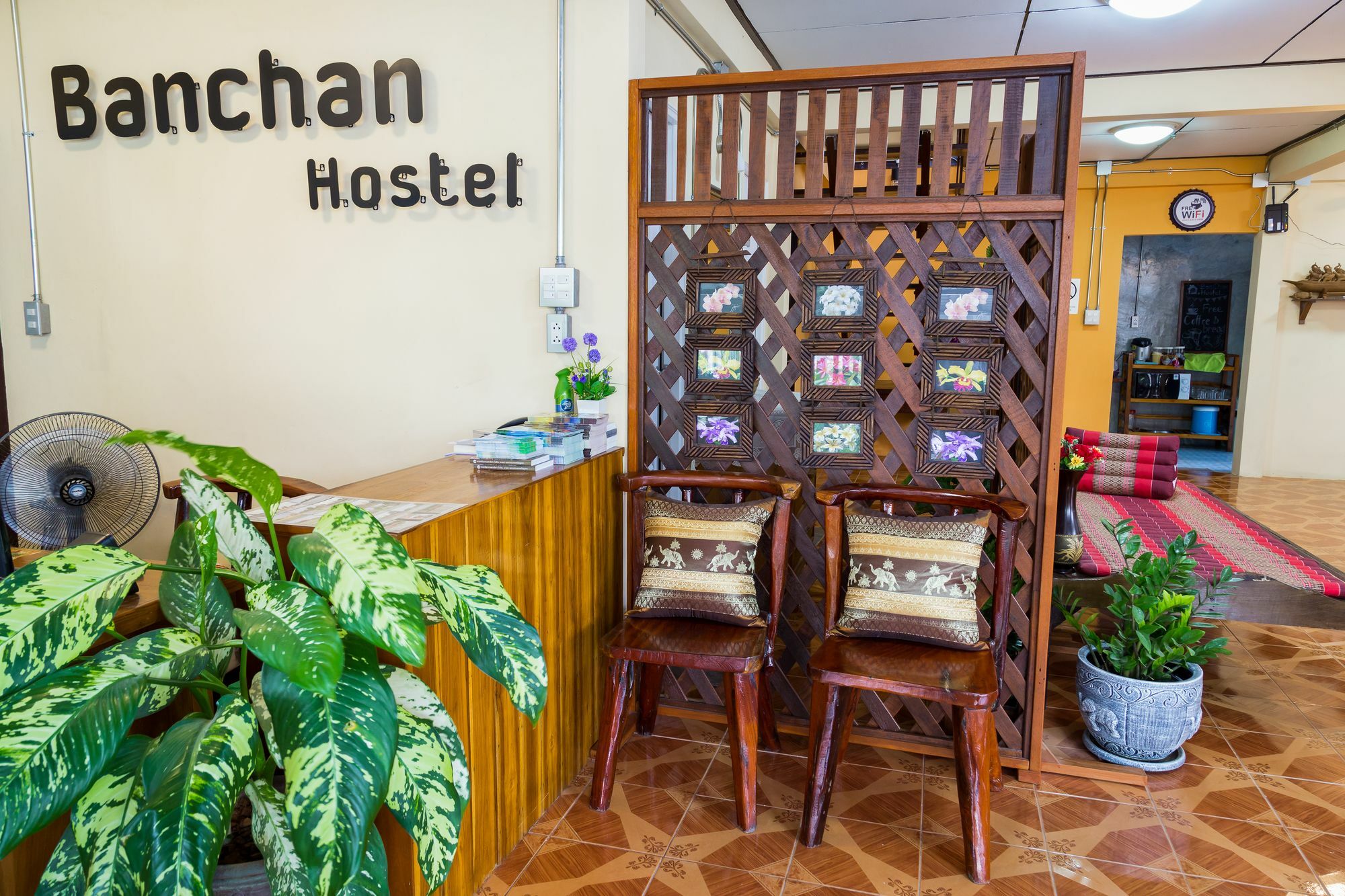 Banchan Hostel Phra Nakhon Si Ayutthaya Exteriör bild