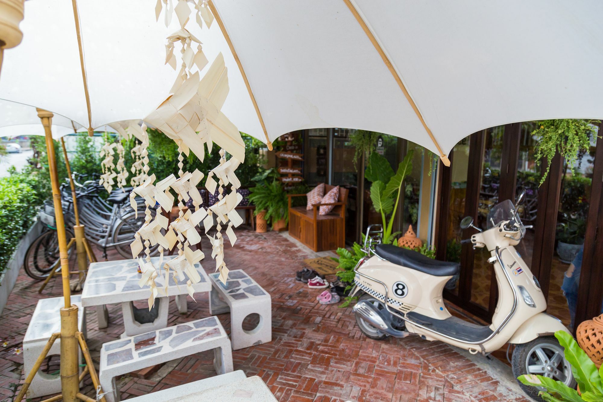 Banchan Hostel Phra Nakhon Si Ayutthaya Exteriör bild
